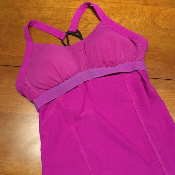 Under Armour Tanktop - Picture 8 of 8